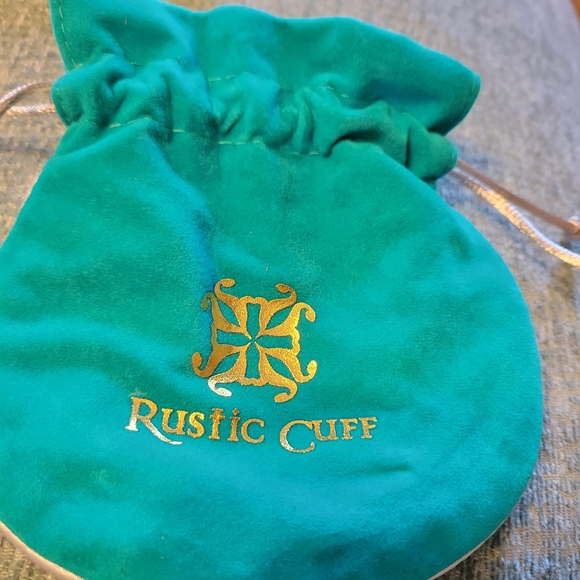 Rustic Cuff bracelet - Picture 3 of 3